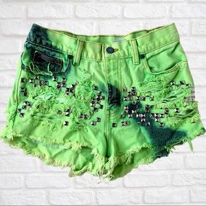 🌿 CALVIN KLEIN 🌿 Vintage Hand-Dyed & Distressed High Waist Shorts, Green, 5